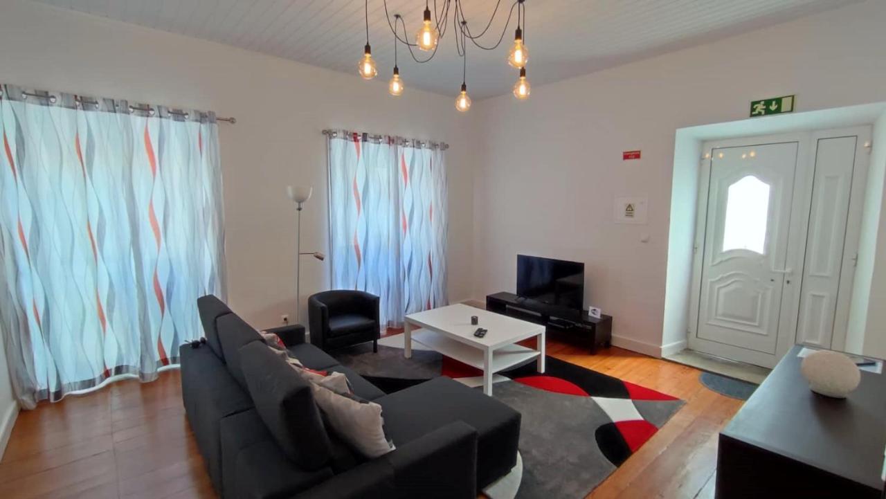 Apartamento Do Marques 圣克鲁什达什弗洛里什 外观 照片